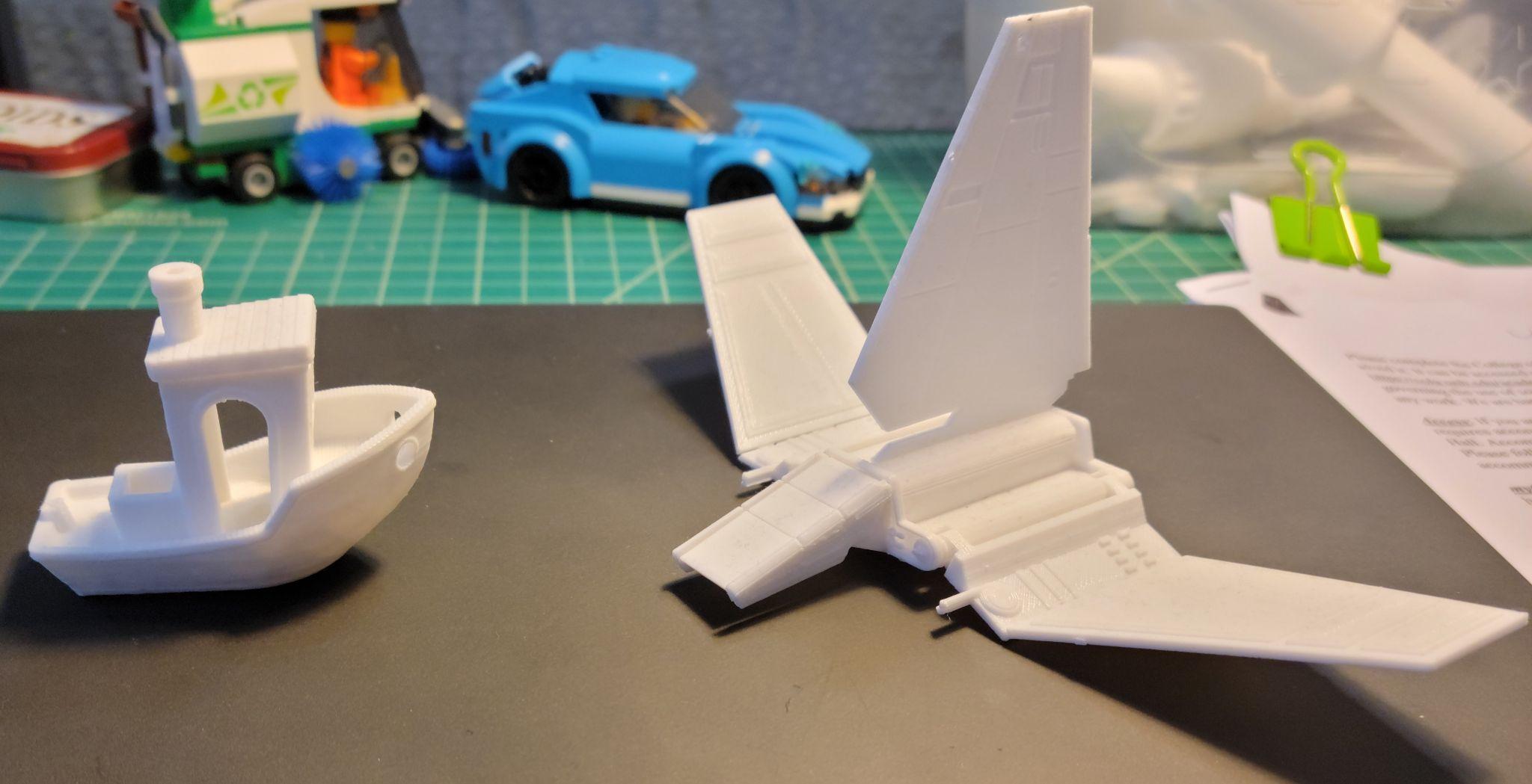 Small test models used to calibrate the printer before starting the blaster